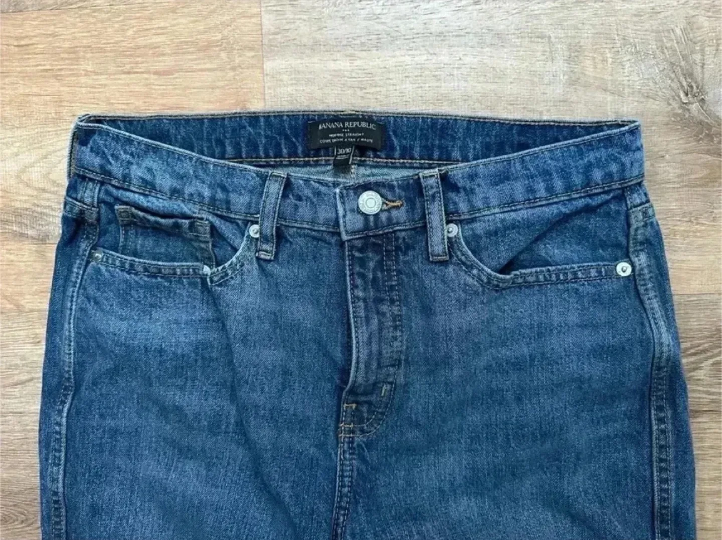 Banana Republic High-Rise Straight Jeans - Size 30/10 image indicator(7)