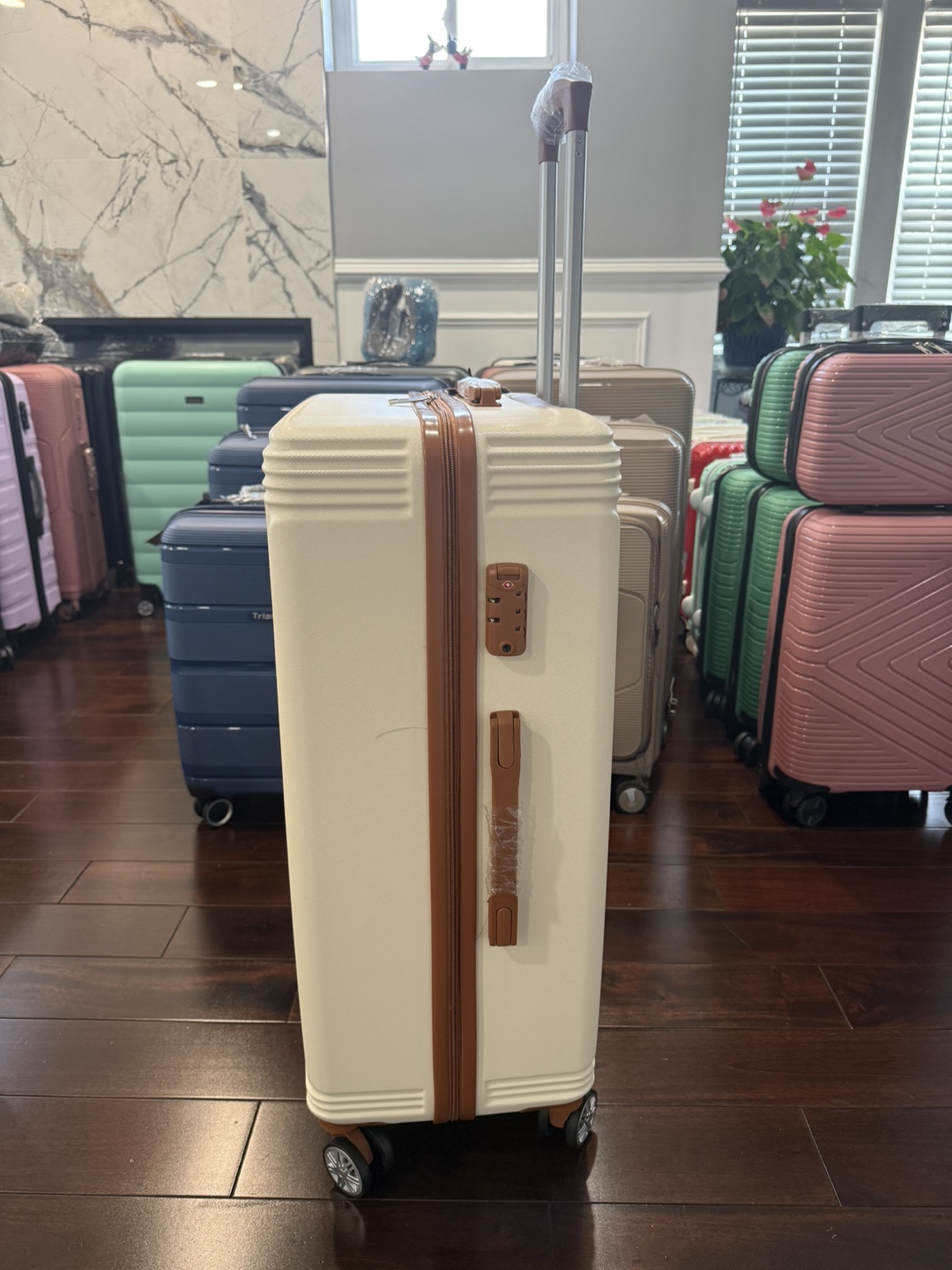 Large 28” Luggage - photo 2
