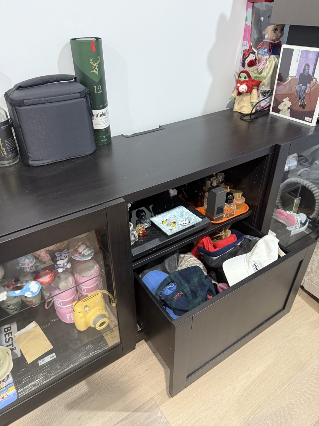 IKEA BESTÅ TV Bench with Drawers - Black-Brown - photo 3