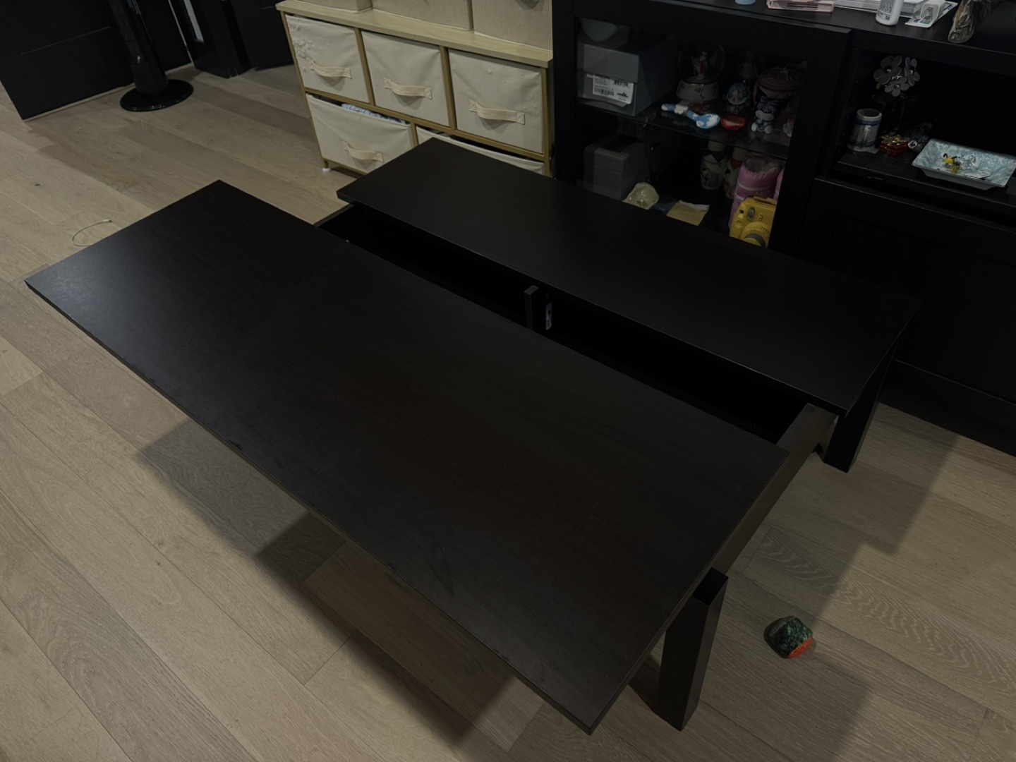IKEA Extendable Coffee Table with Storage - photo 2