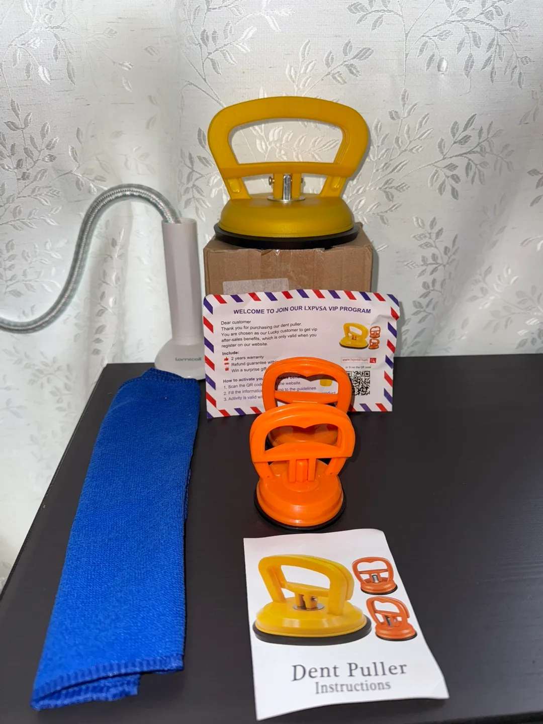 Dent Puller Suction Cup Set thumbnail