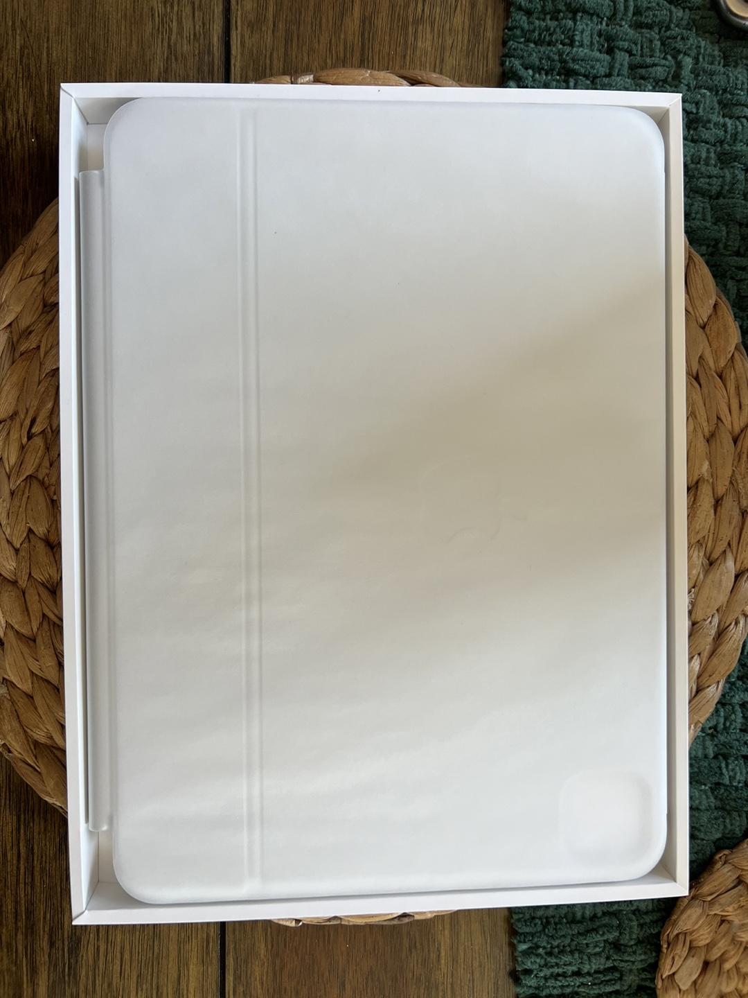 iPad Pro 11” Magic Keyboard - New in Box - photo 2
