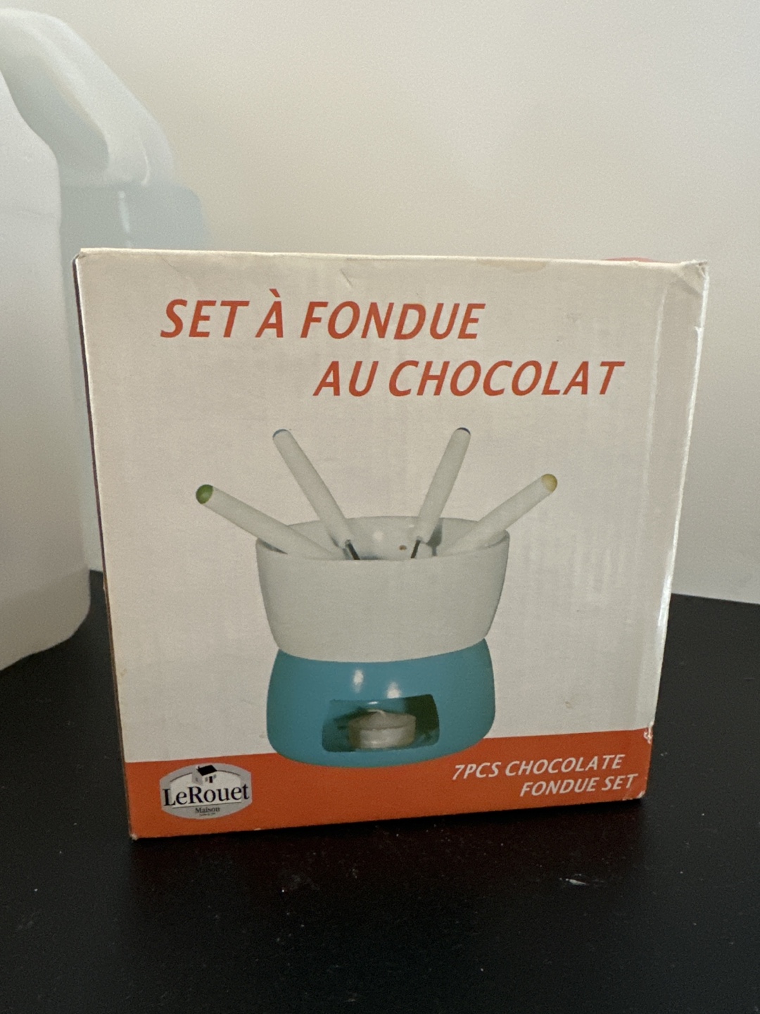 Le Rouet 7-Piece Chocolate Fondue Set