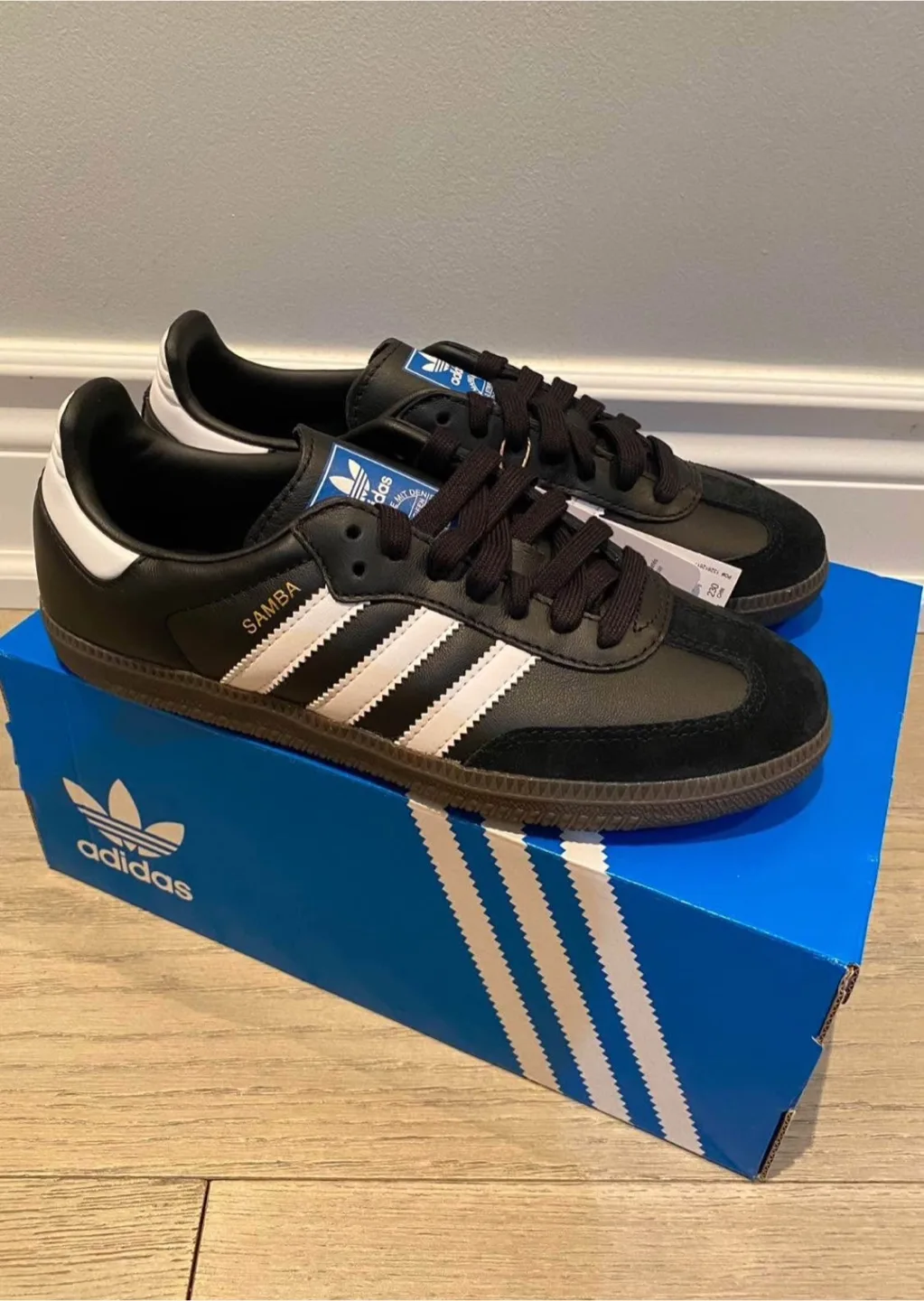 Adidas Samba Classic Black Leather Sneakers image indicator(3)