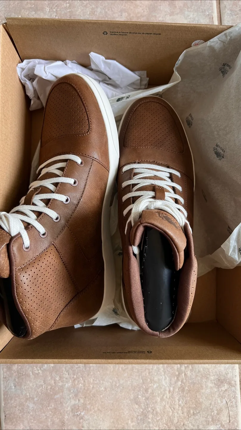 Roots Brown Leather High-Top Sneakers - Size 10 thumbnail