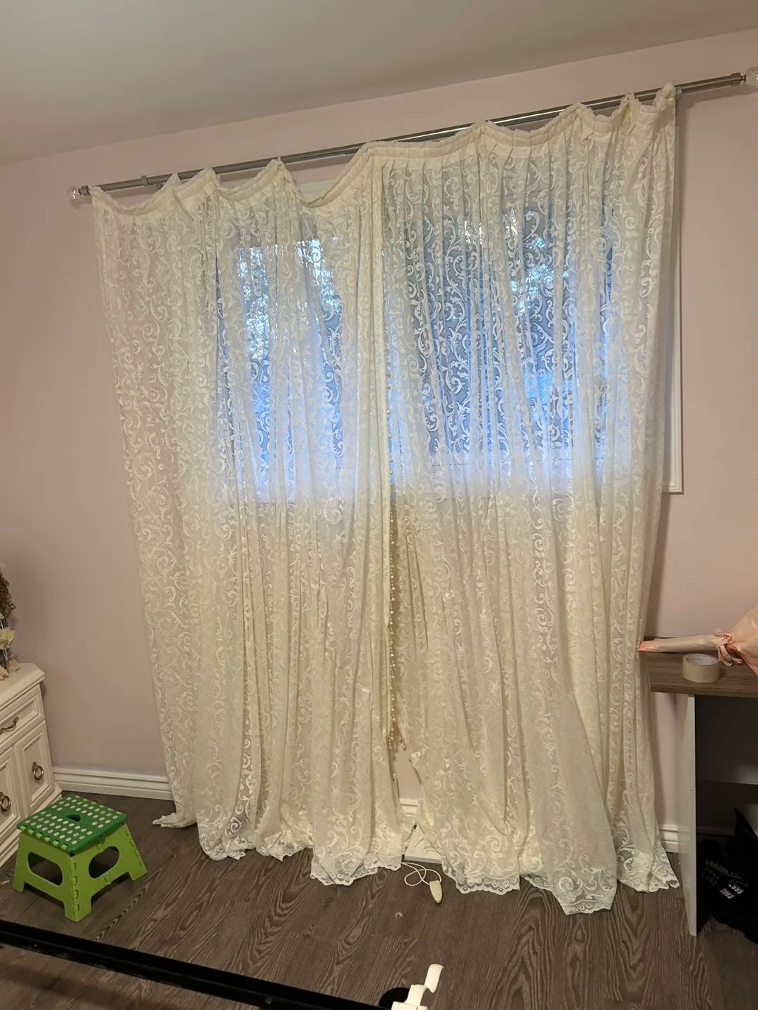 Vintage curtain thumbnail