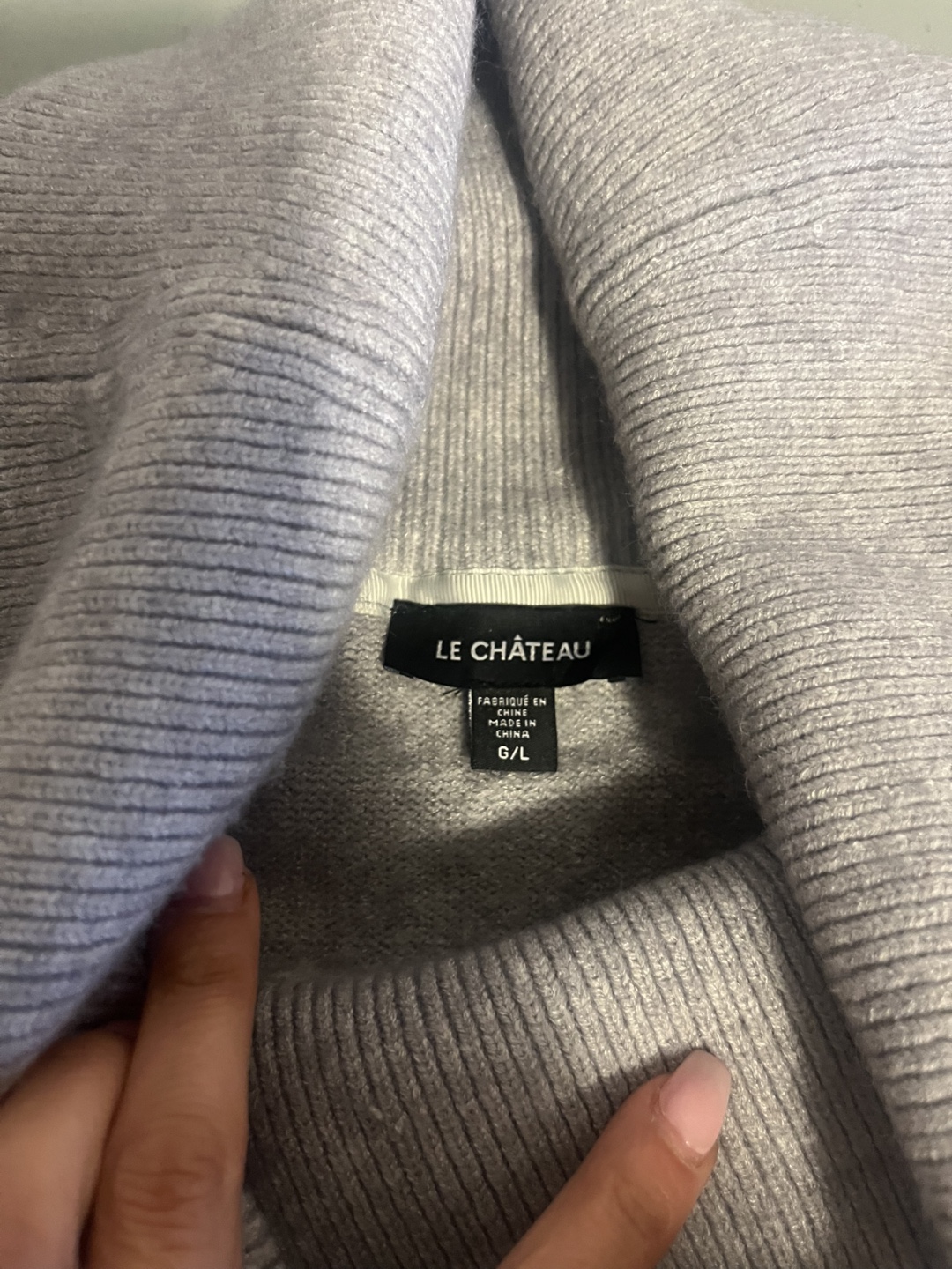 Sweater with Braided Detail - Size G/L - photo 3