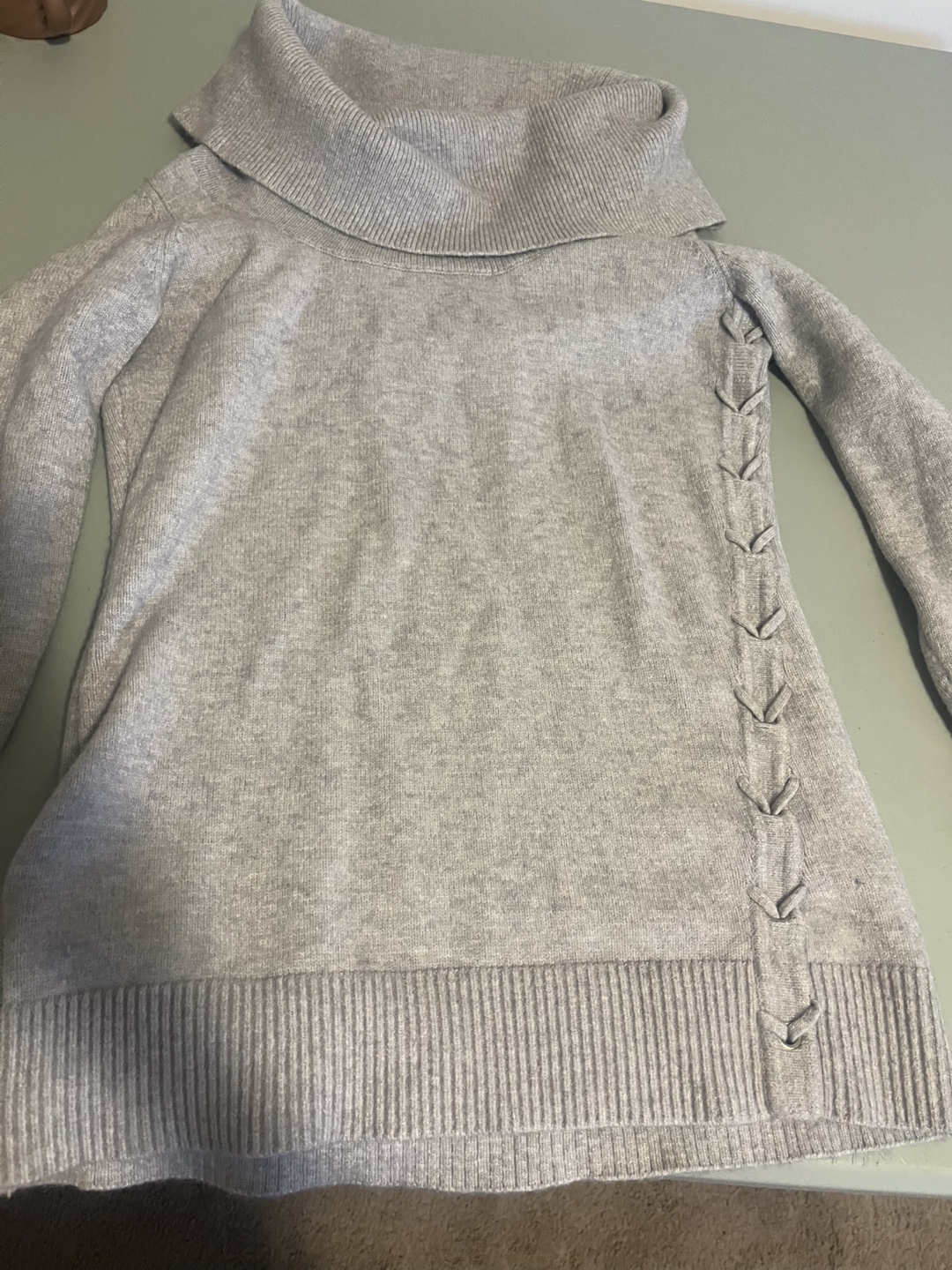 Sweater with Braided Detail - Size G/L - photo 2