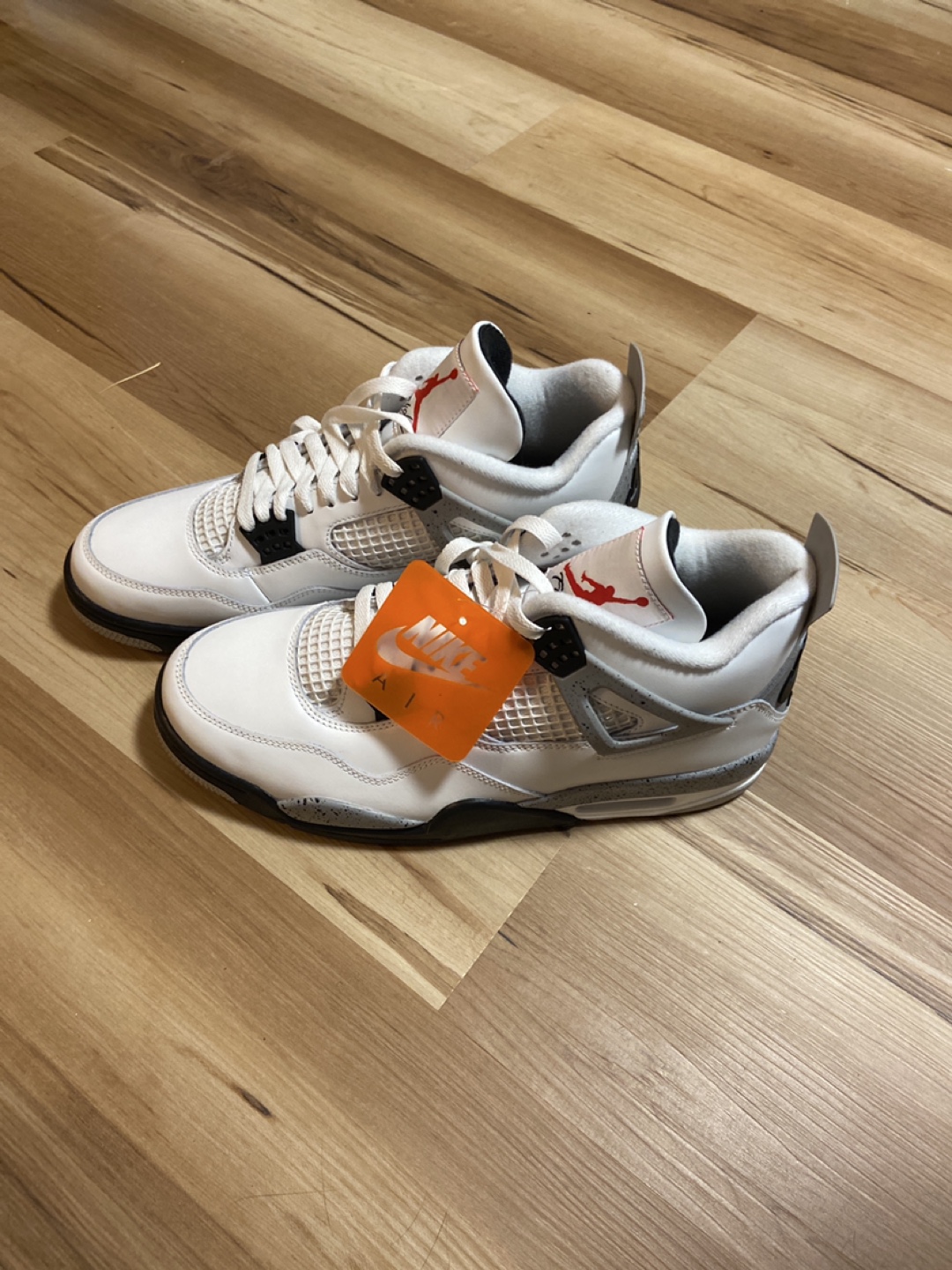 BRAND NEW Air Jordan 4 Retro 'White Cement '