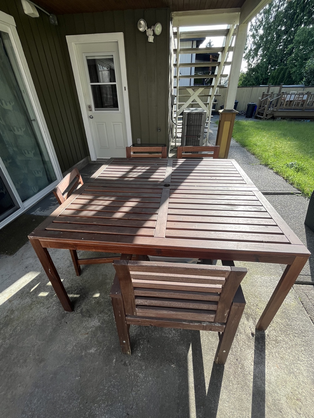 Outdoor Patio Table and Chairs Set