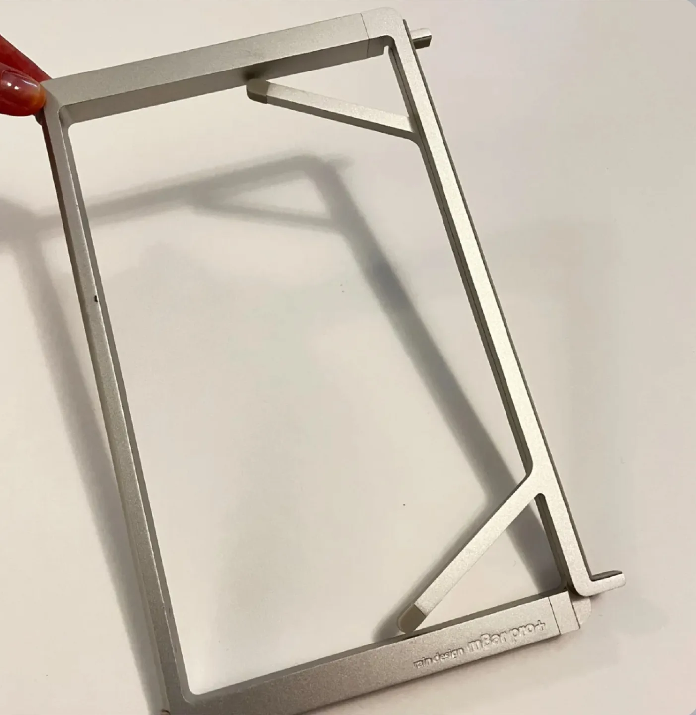 mBar Pro+ Laptop Stand, Rain Design. image indicator(3)