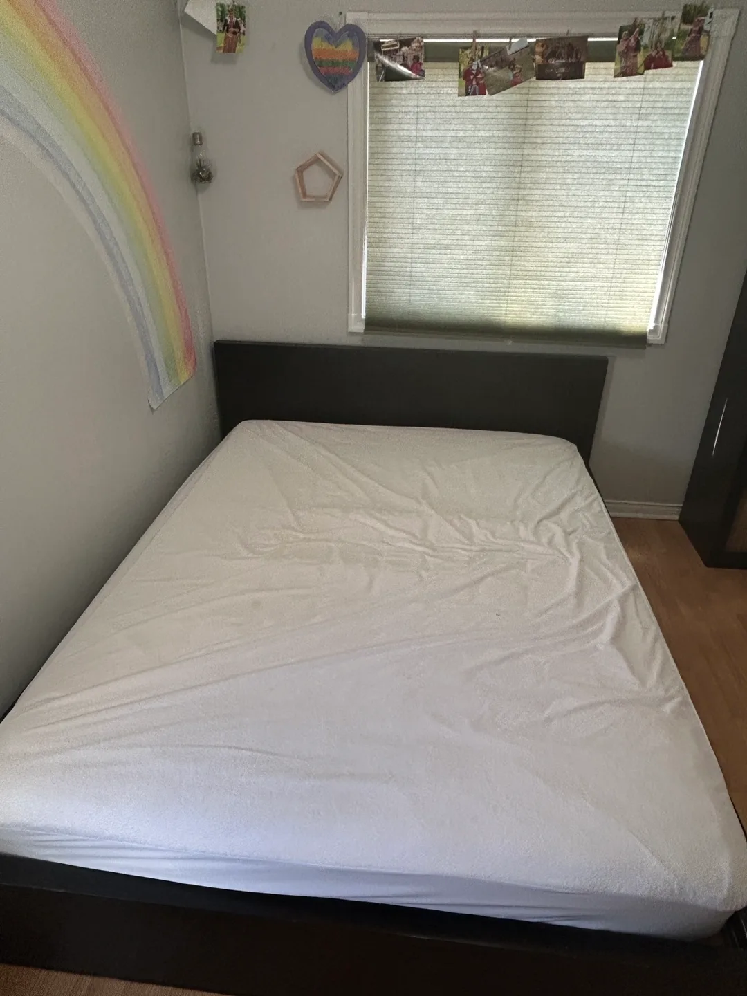 Used Queen Mattress in a good condition thumbnail