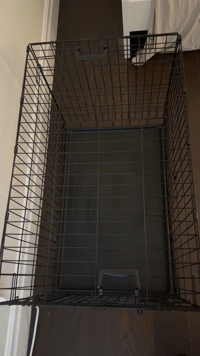 Large Single Door Wire Dog Crate image indicator(5)