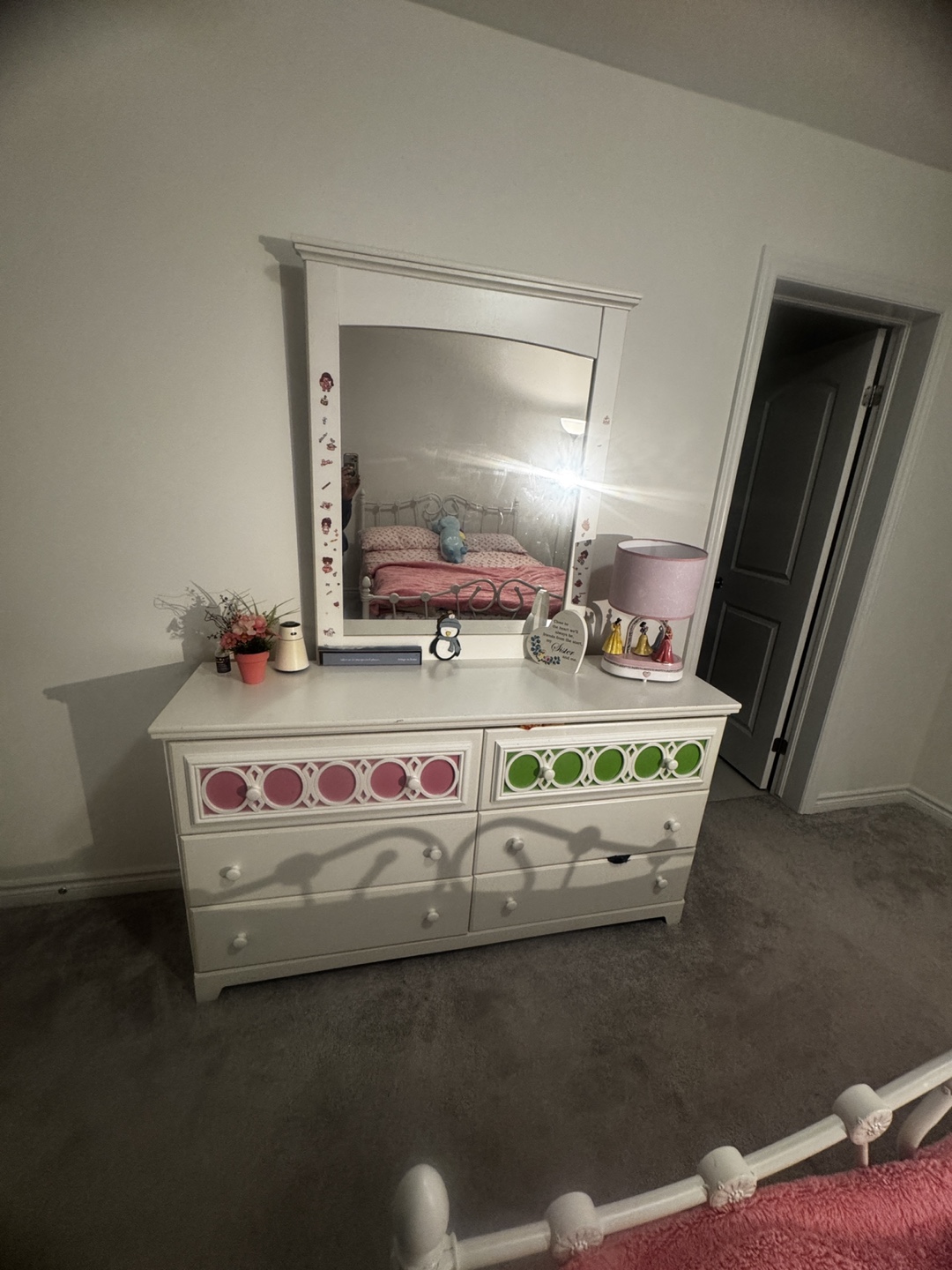 White metal queen bed frame & dresser - photo 4