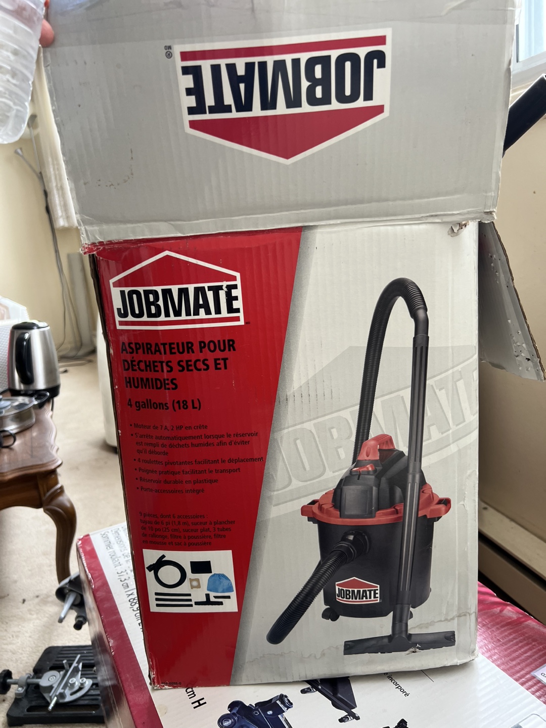 Jobmate 4-Gallon Wet/Dry Vacuum
