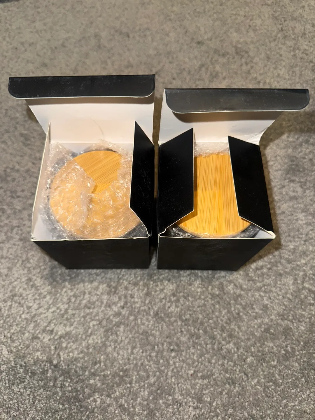 Two Scented Candles with extra key holders. image indicator(2)