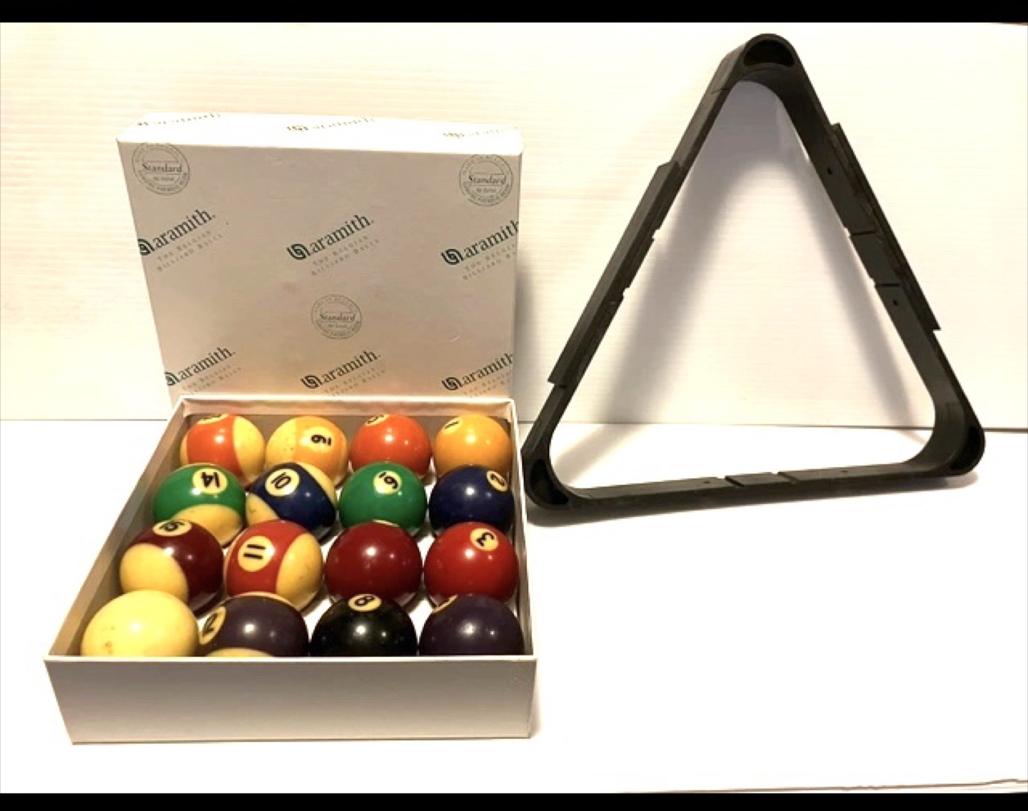 ARAMITH CROWN STANDARD BELGIUM  POOL BALL SET 2 “ - photo 3