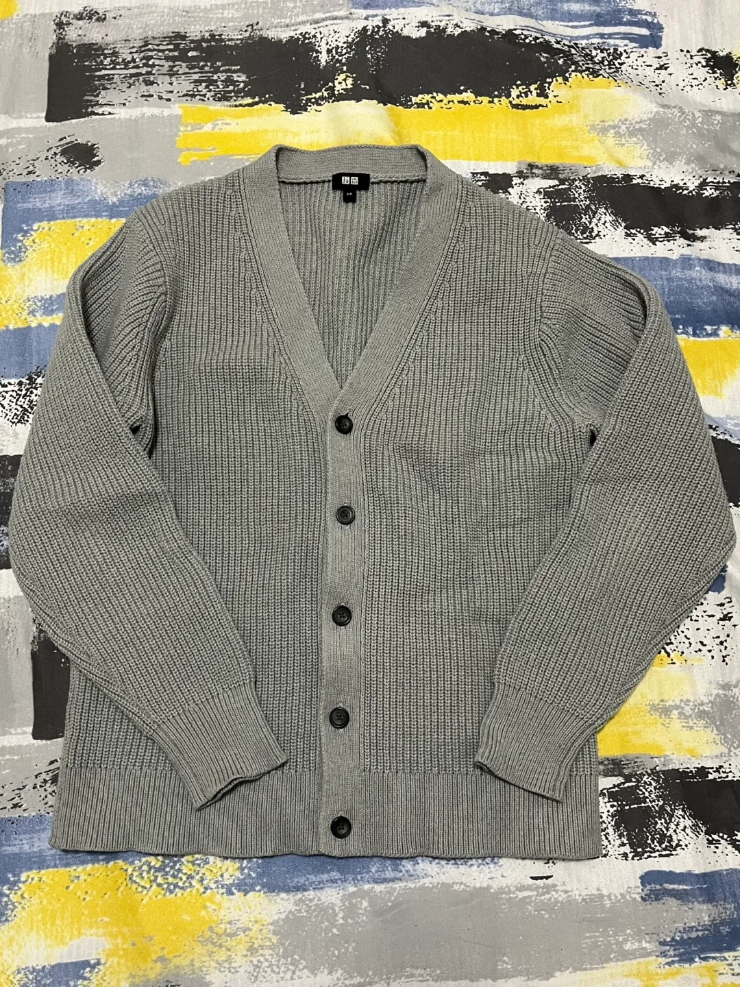 Men's UNIQLO Grey Knit Cardigan thumbnail