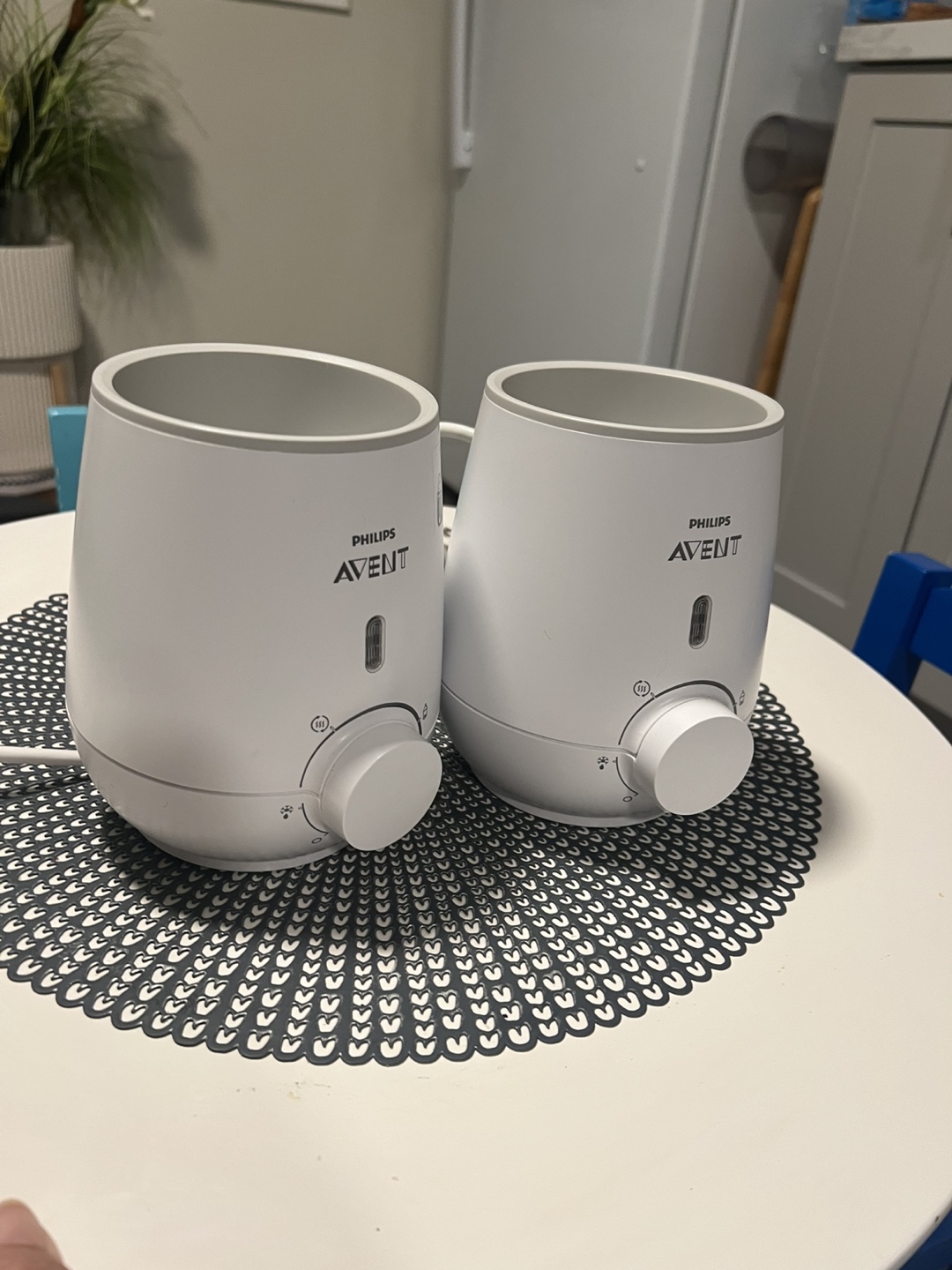 Pair of Philips Avent Premium Baby Bottle Warmers - photo 5
