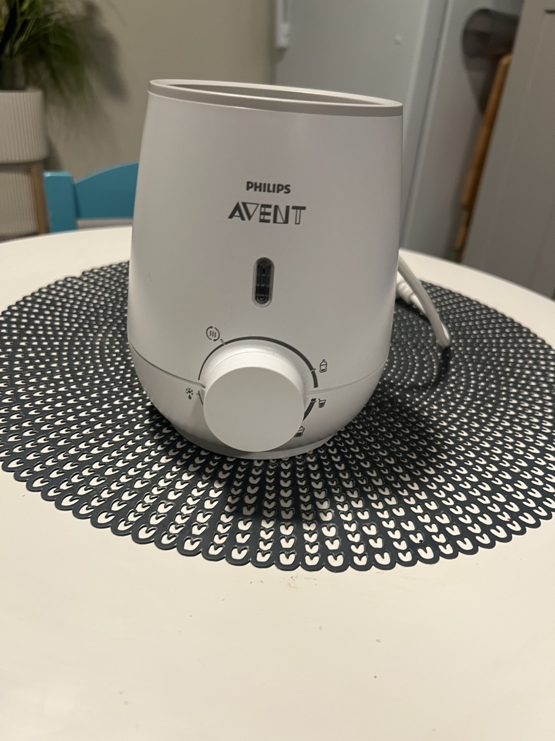 Pair of Philips Avent Premium Baby Bottle Warmers - photo 2