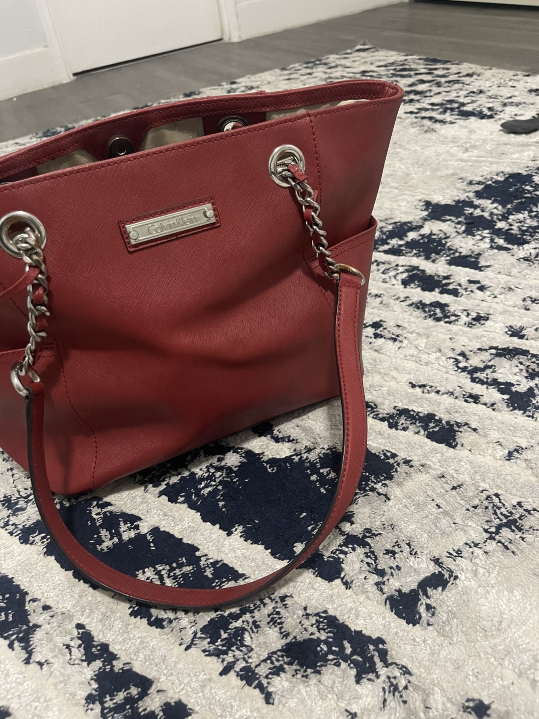Calvin Klein Red Leather Tote Bag - photo 2