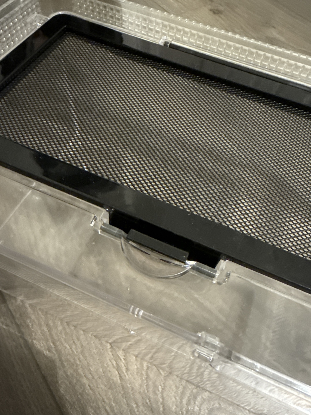 Clear Plastic Reptile Enclosure - photo 3