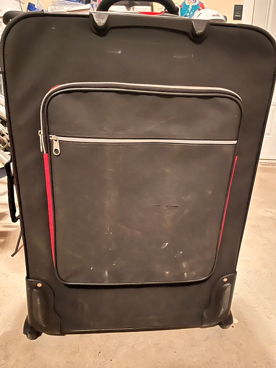 #freecycle Used Giacomo Rosaldi Large Suitcase image indicator(7)