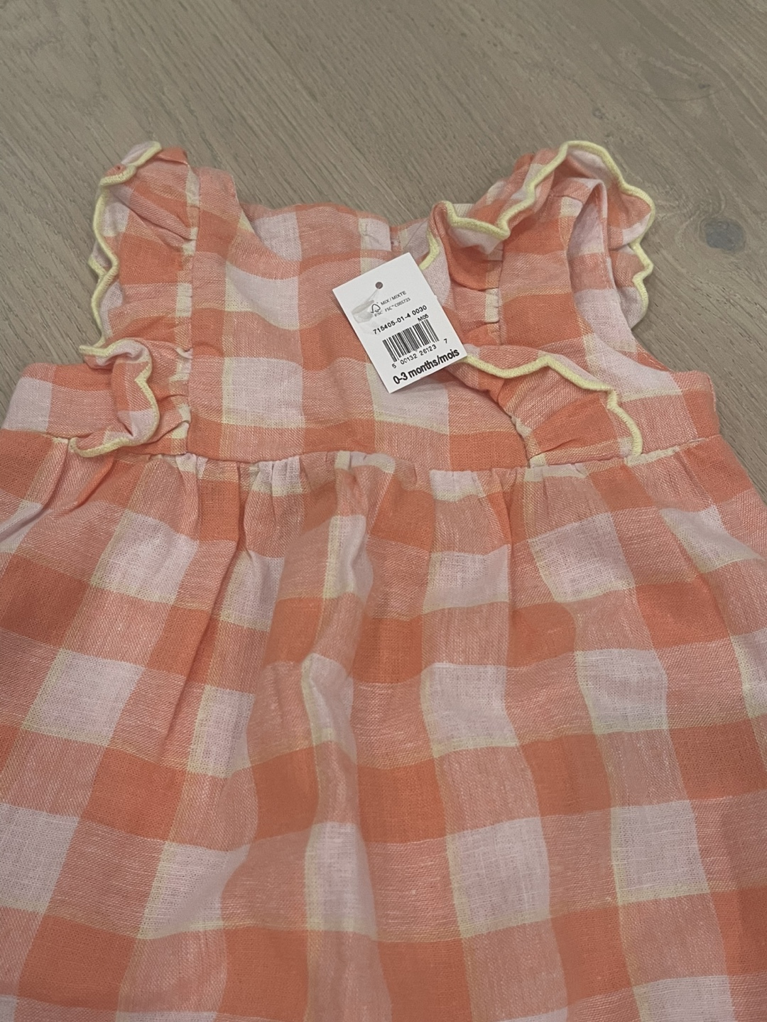 BNWT Gap Baby Girl's Peach Gingham Romper - 0-3 Months - photo 2