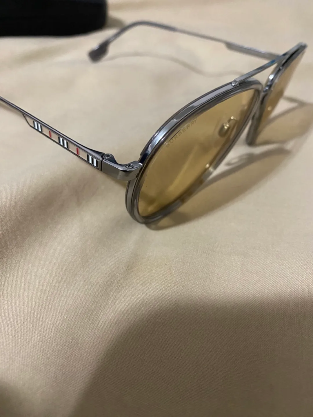 Sunglasses image indicator(3)