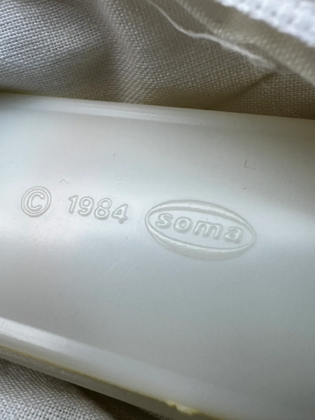 Vintage Troll Doll with Light-Up Eyes image indicator(6)