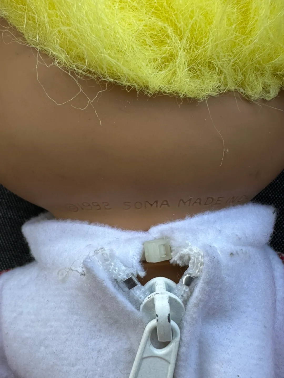 Vintage Troll Doll with Light-Up Eyes image indicator(8)