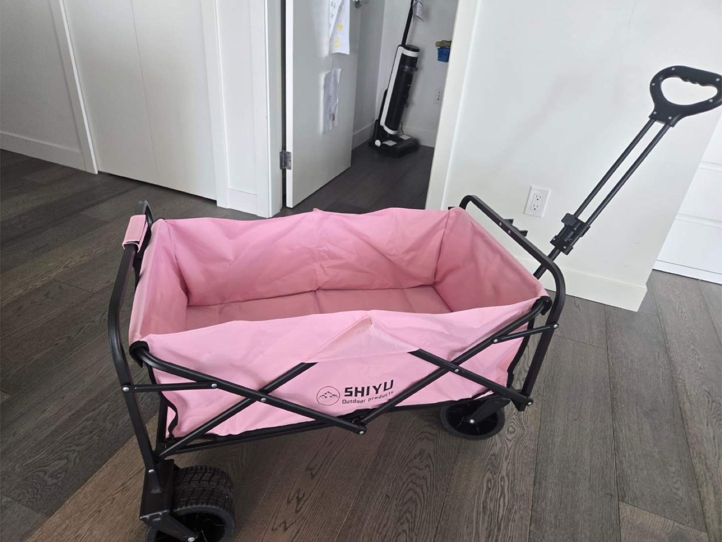 Pink Collapsible Outdoor Wagon