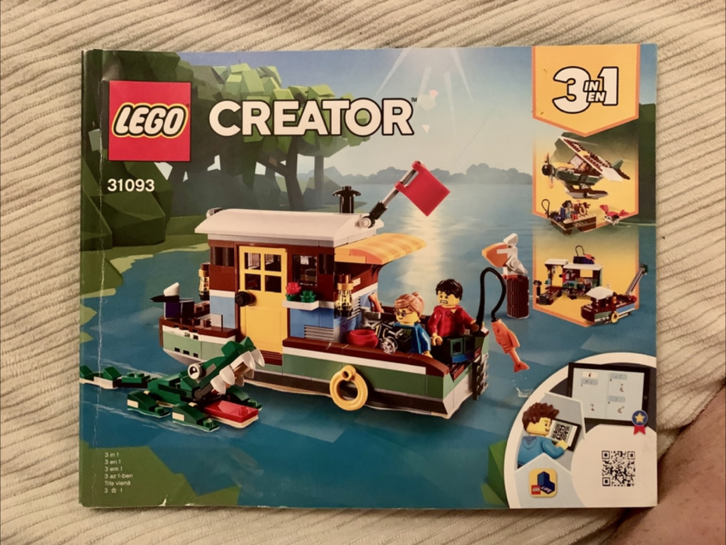 LEGO Creator 3in1 Lakeside Houseboat 31093 Building Kit