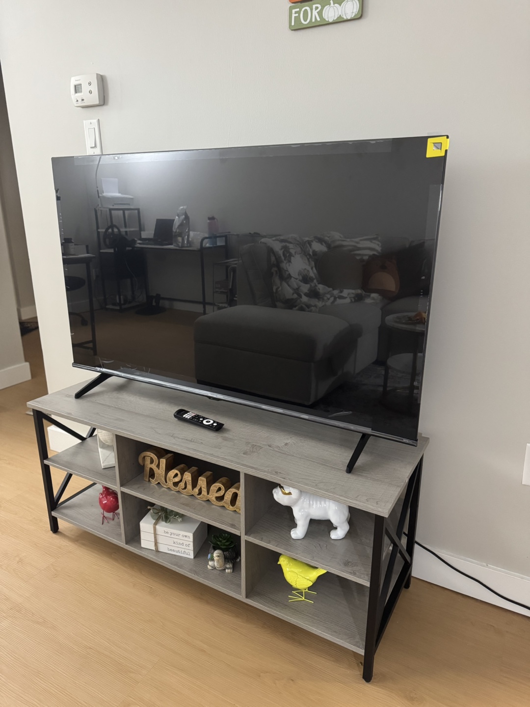 55" 4K UHD Smart Google TV – Excellent Condition - photo 4