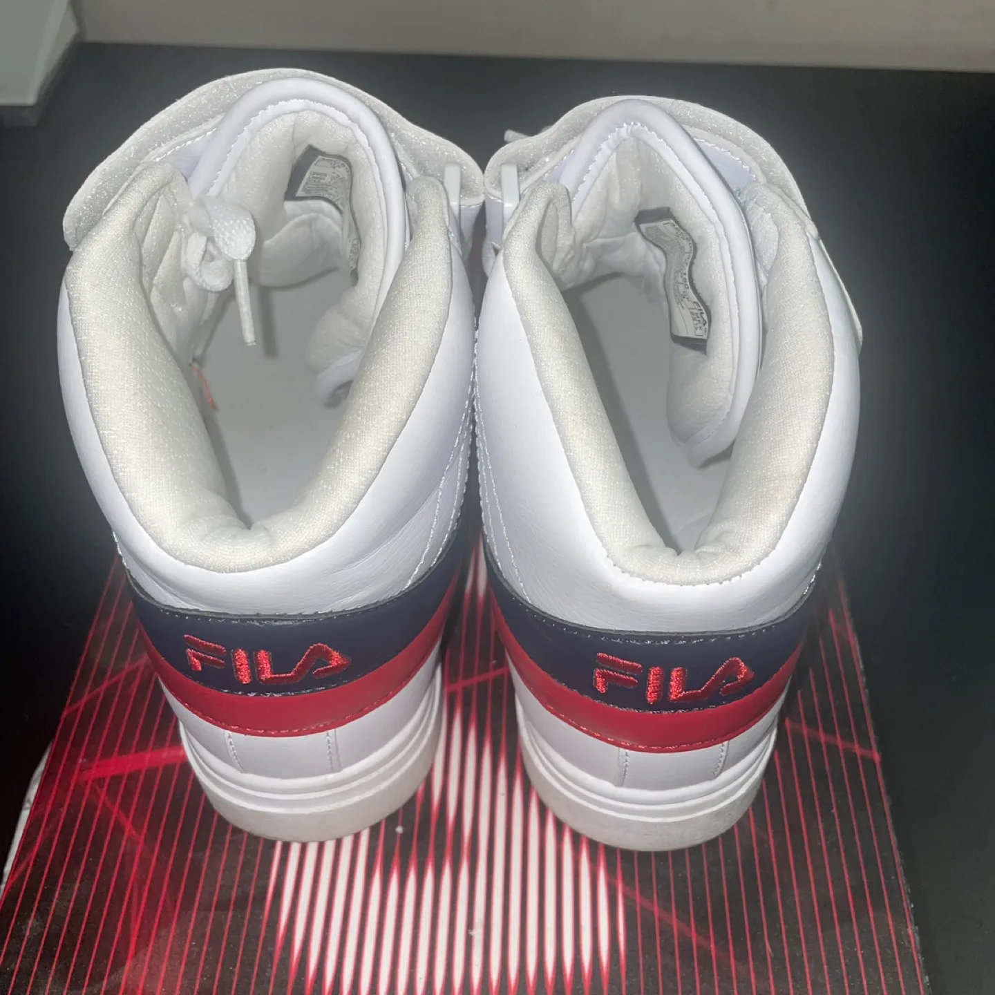 Fila Kids' White High-Top Sneakers image indicator(5)
