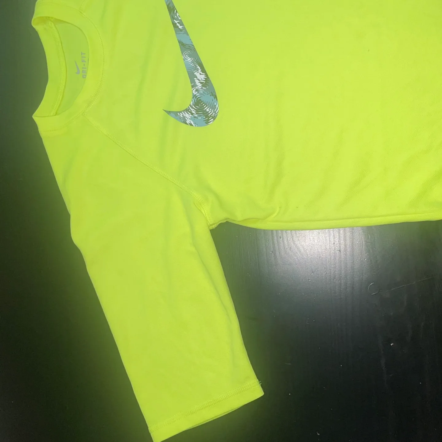 Nike Dri-FIT Youth Size M Lime Green T-Shirt image indicator(2)