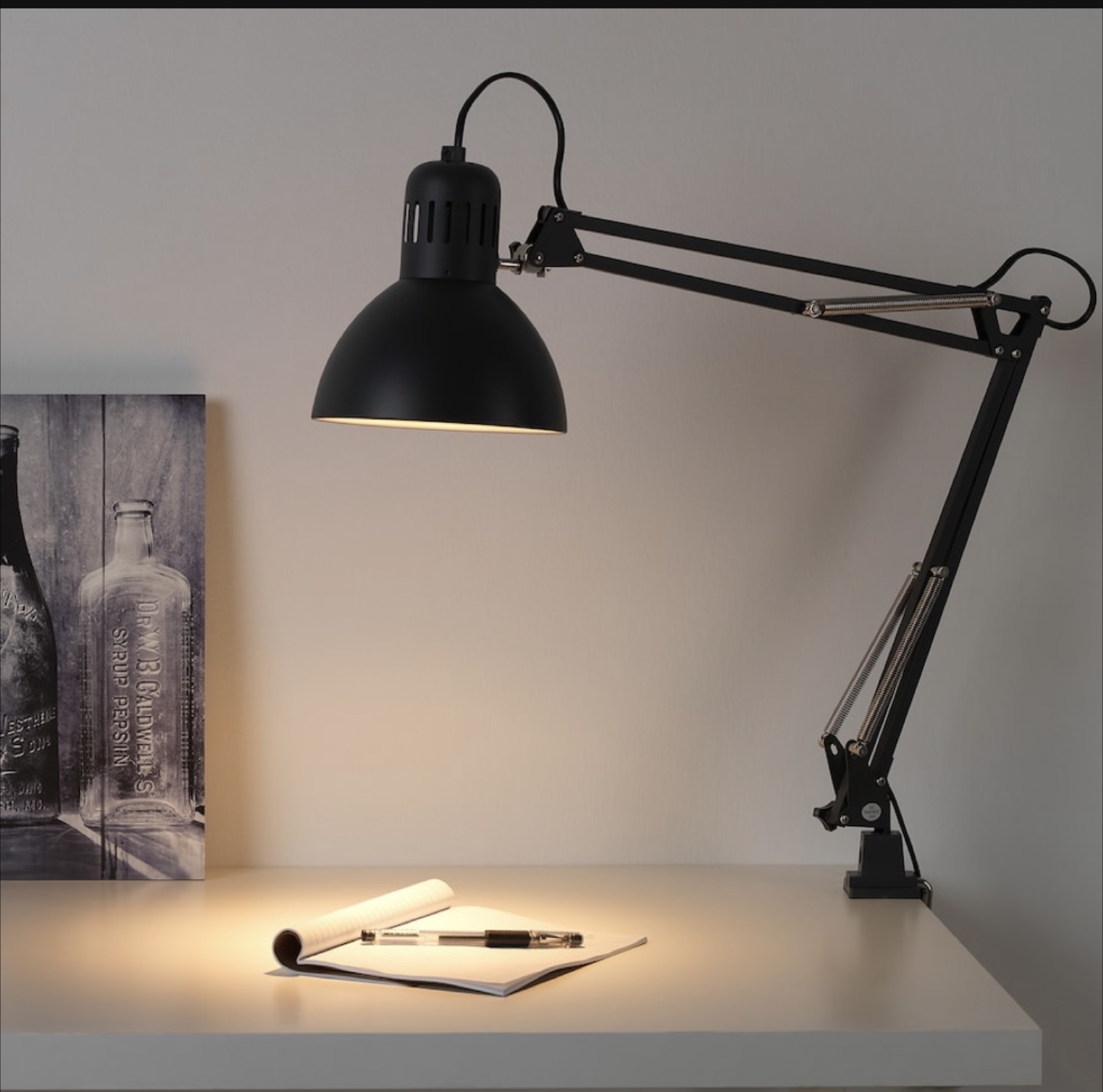 Black Adjustable Desk Lamp + bulb