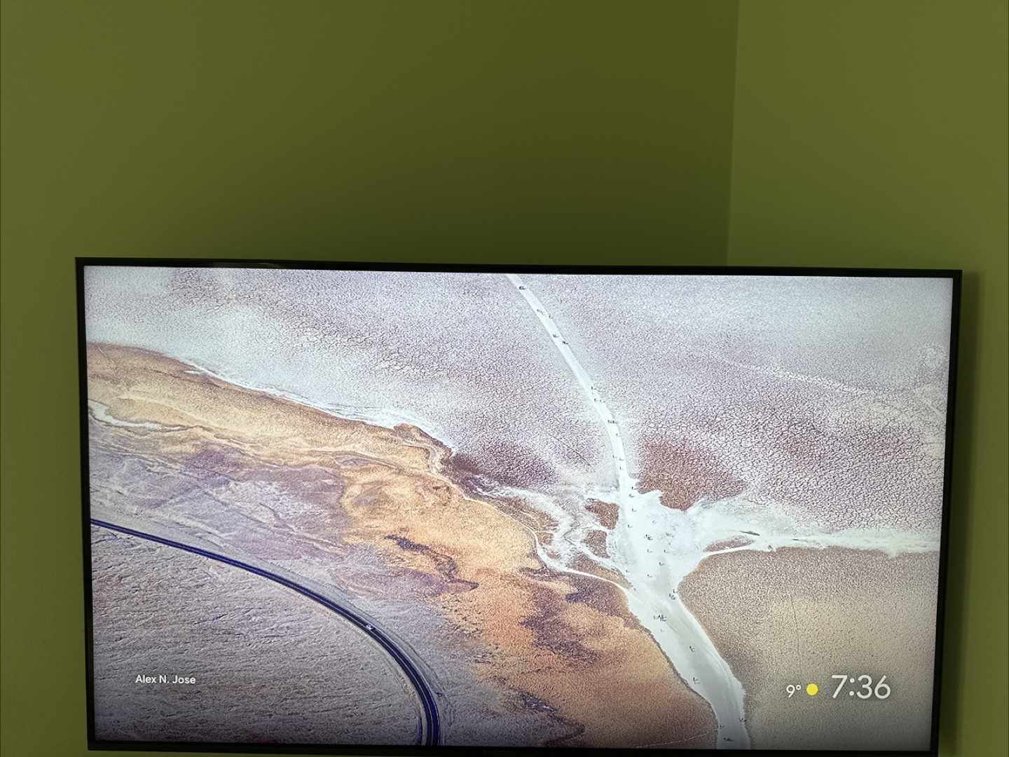 Samsung 43-inch TU-7000 Series Crystal Processor 4K UHD HDR