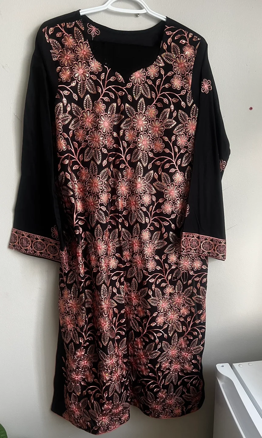Bareeze Embroidered Swiss Lawn Suit. thumbnail