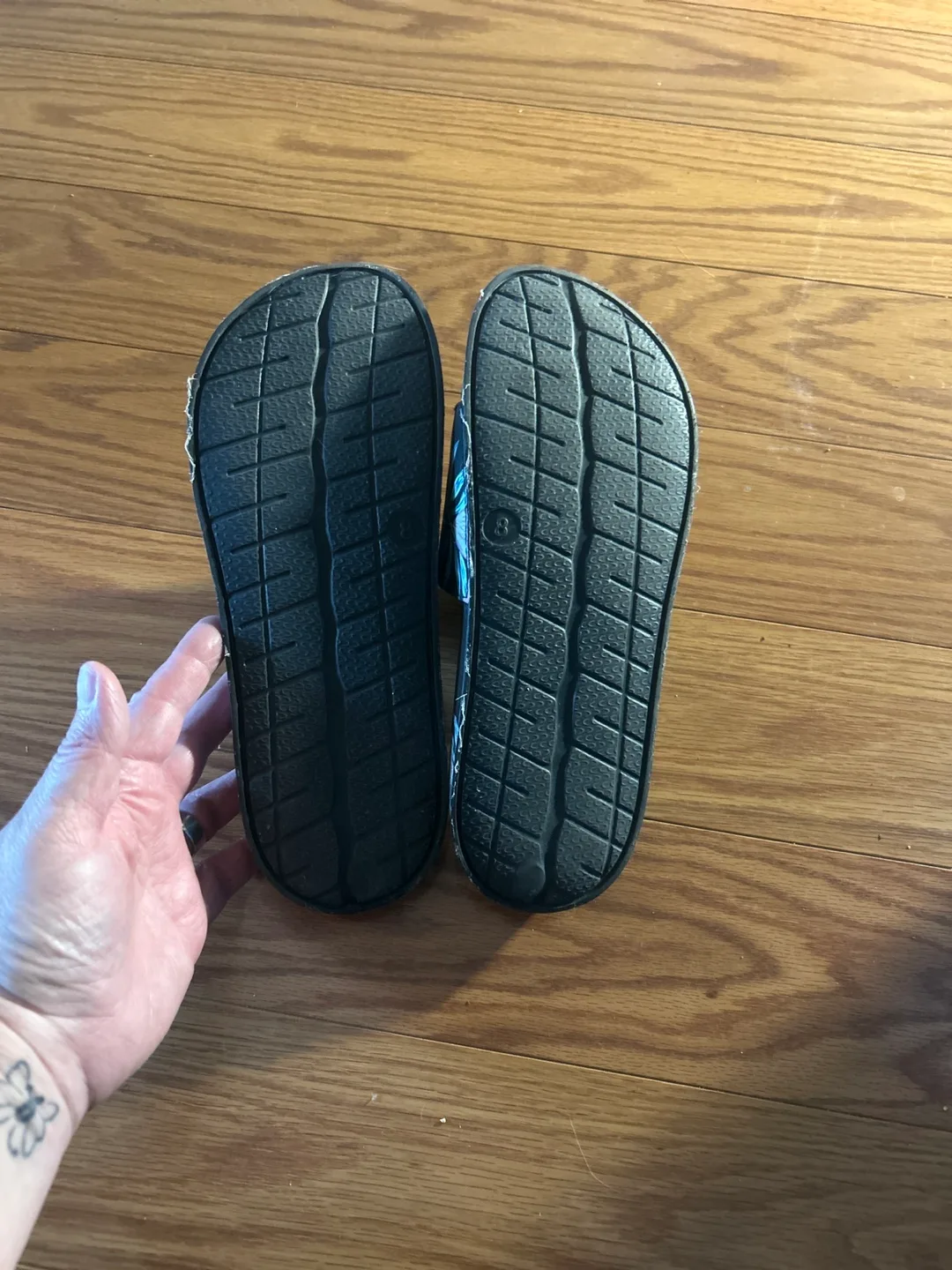 Women's Floral Slides Sandals Size 8 image indicator(2)