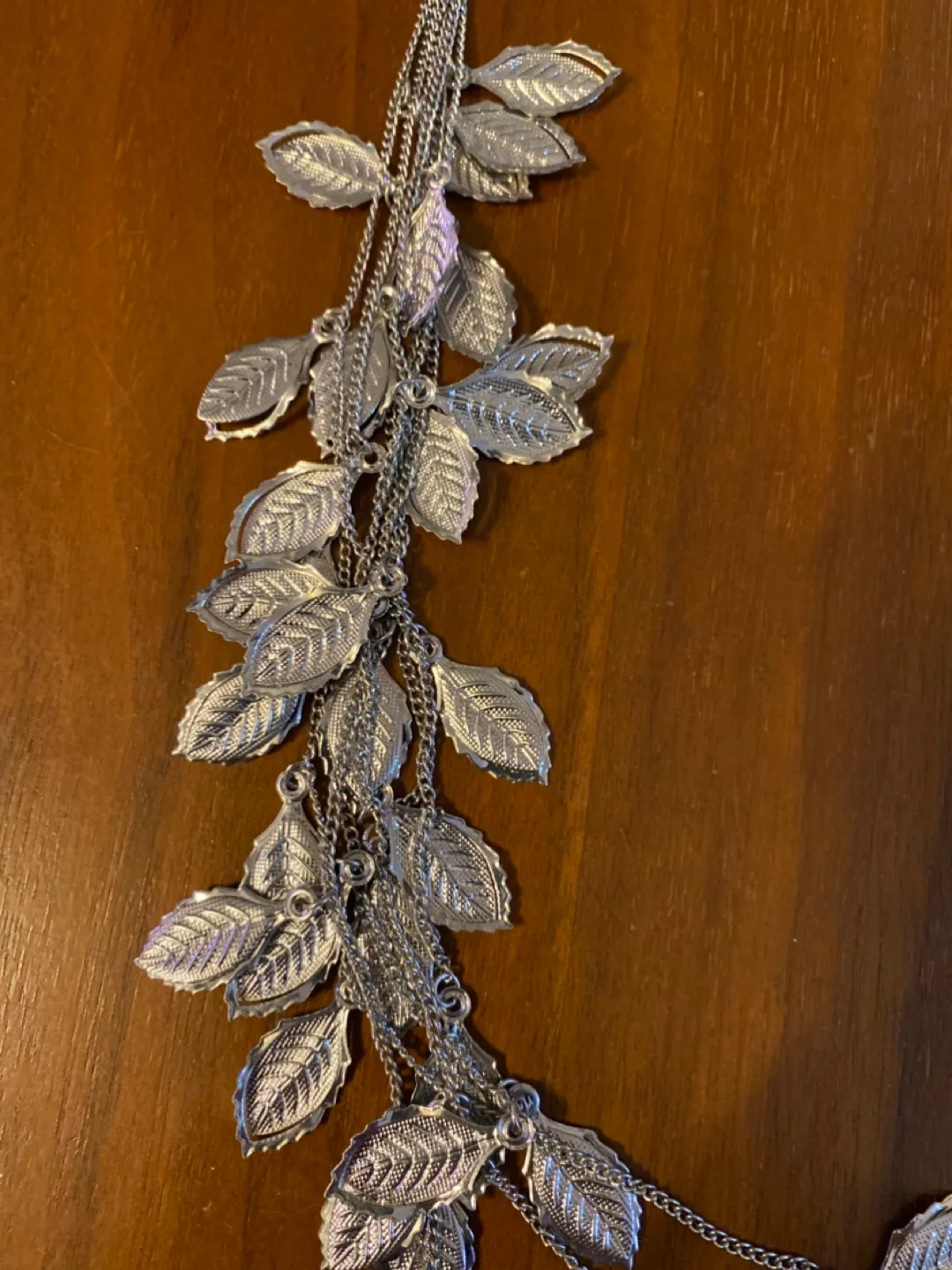 Silver Tone Leaf Statement Necklace image indicator(2)