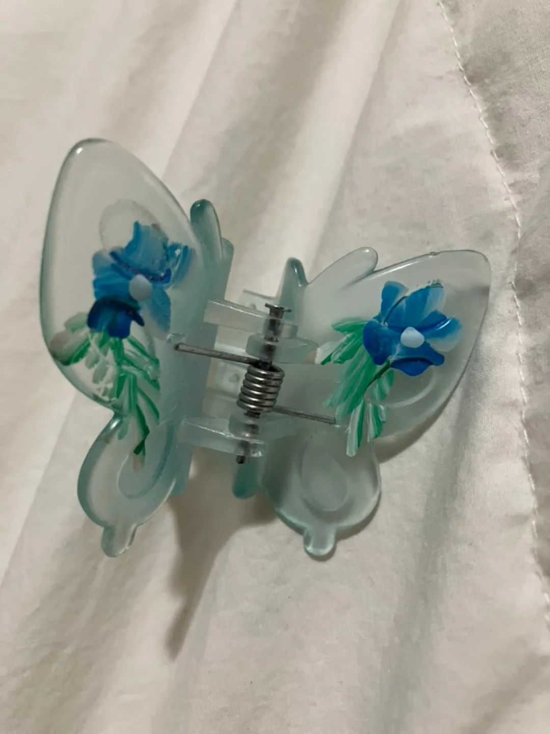 Vintage Butterfly Hair Clip thumbnail