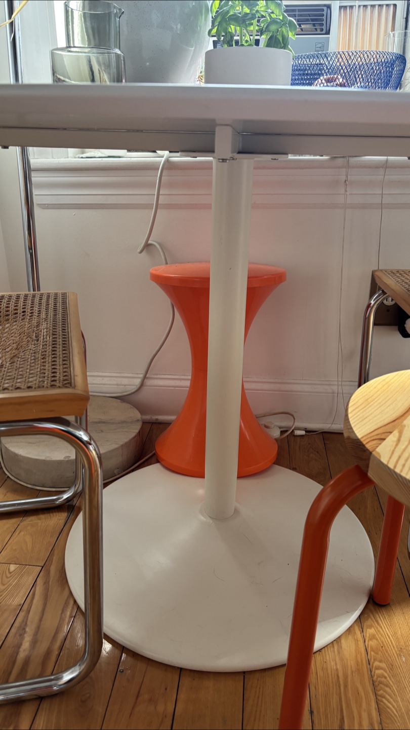 White Round Dining Table - photo 2