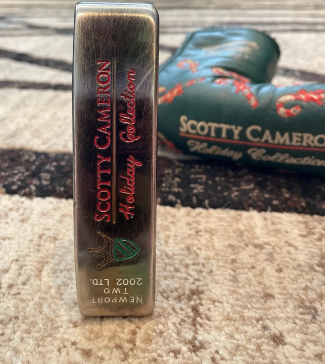 Scotty Cameron Holiday Collection Newport 2 Putter image indicator(5)