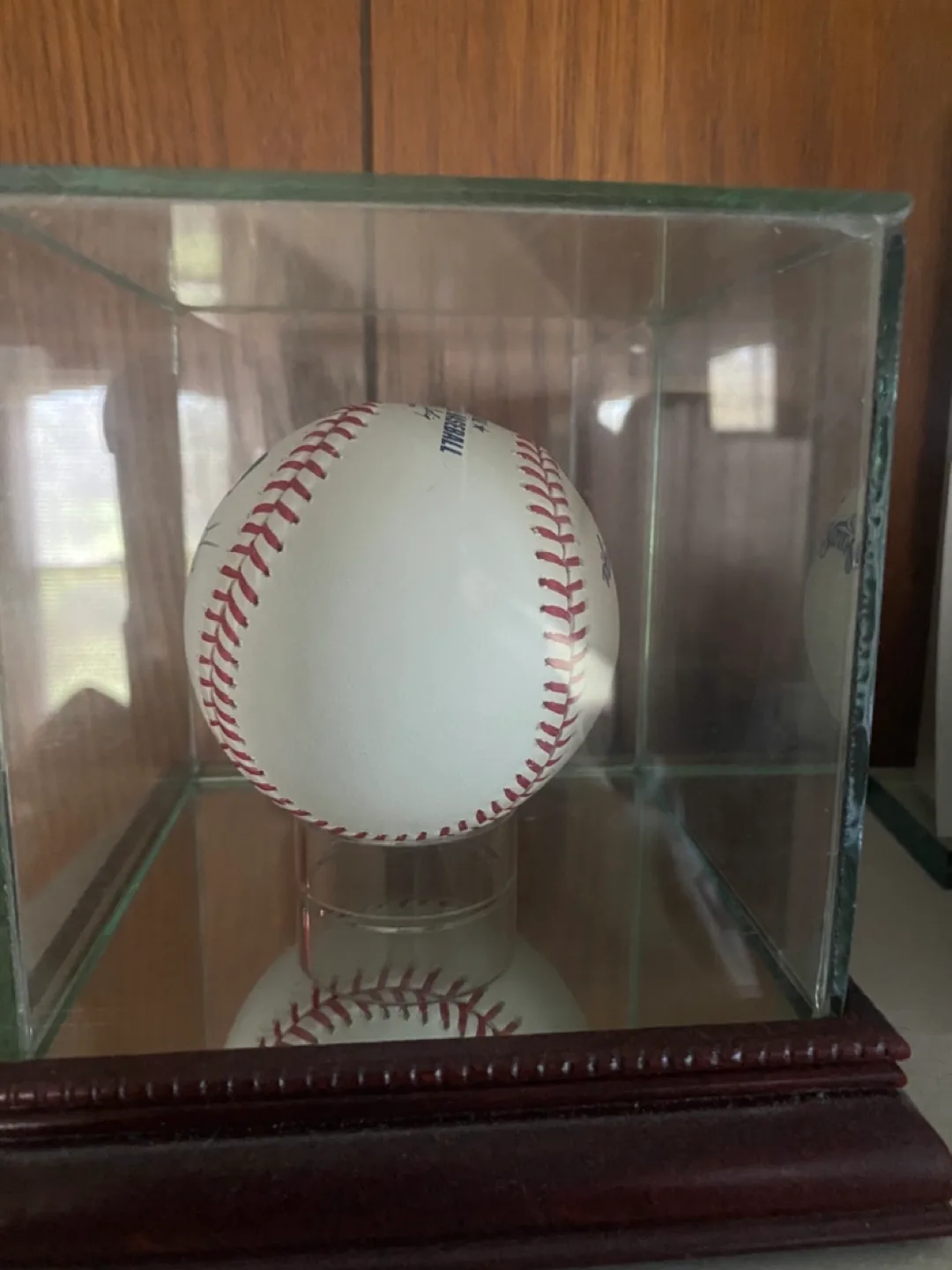 Roy Halladay Signed Baseball with Certificate of Authenticity image indicator(2)