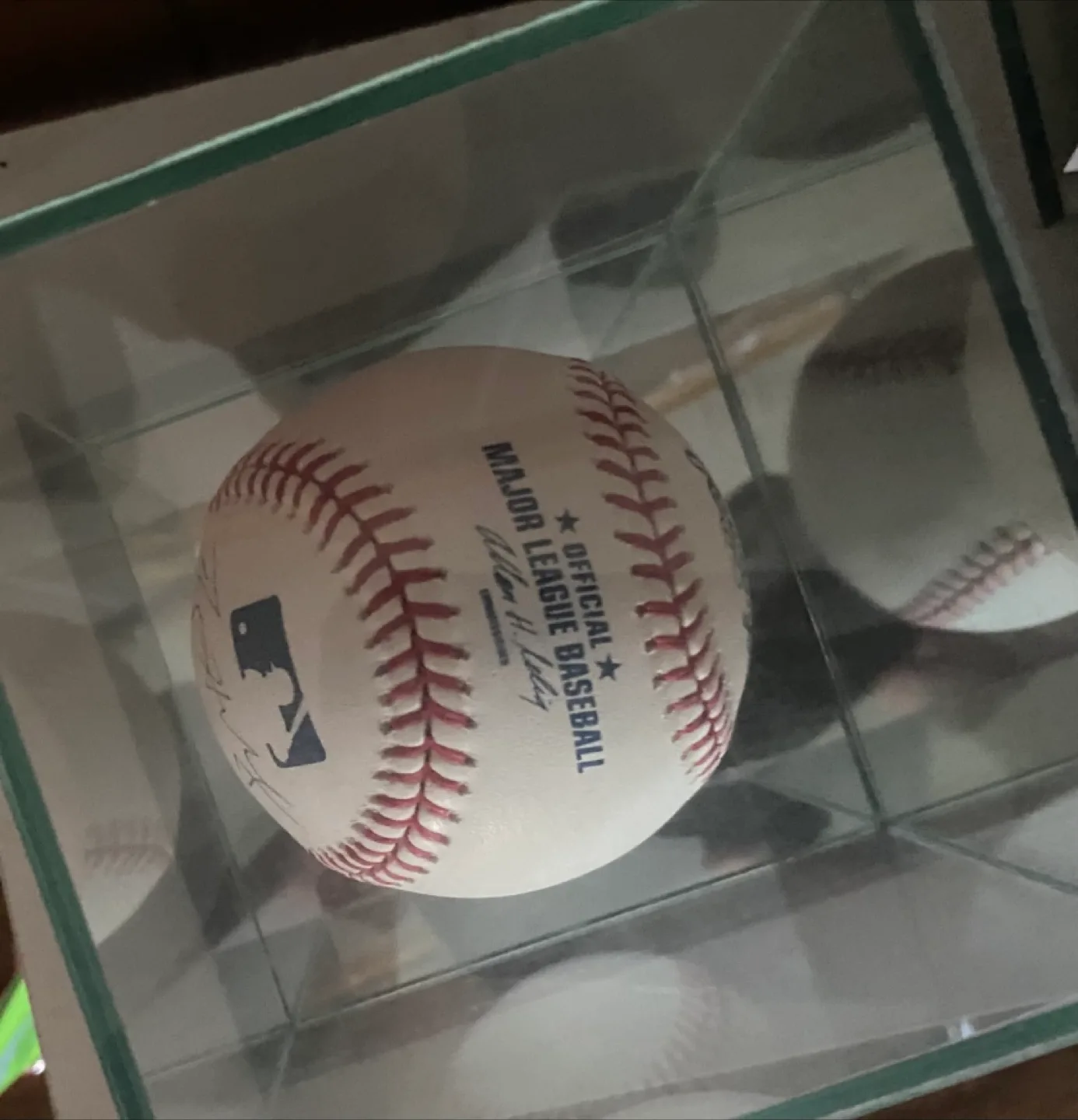 Roy Halladay Signed Baseball with Certificate of Authenticity image indicator(3)