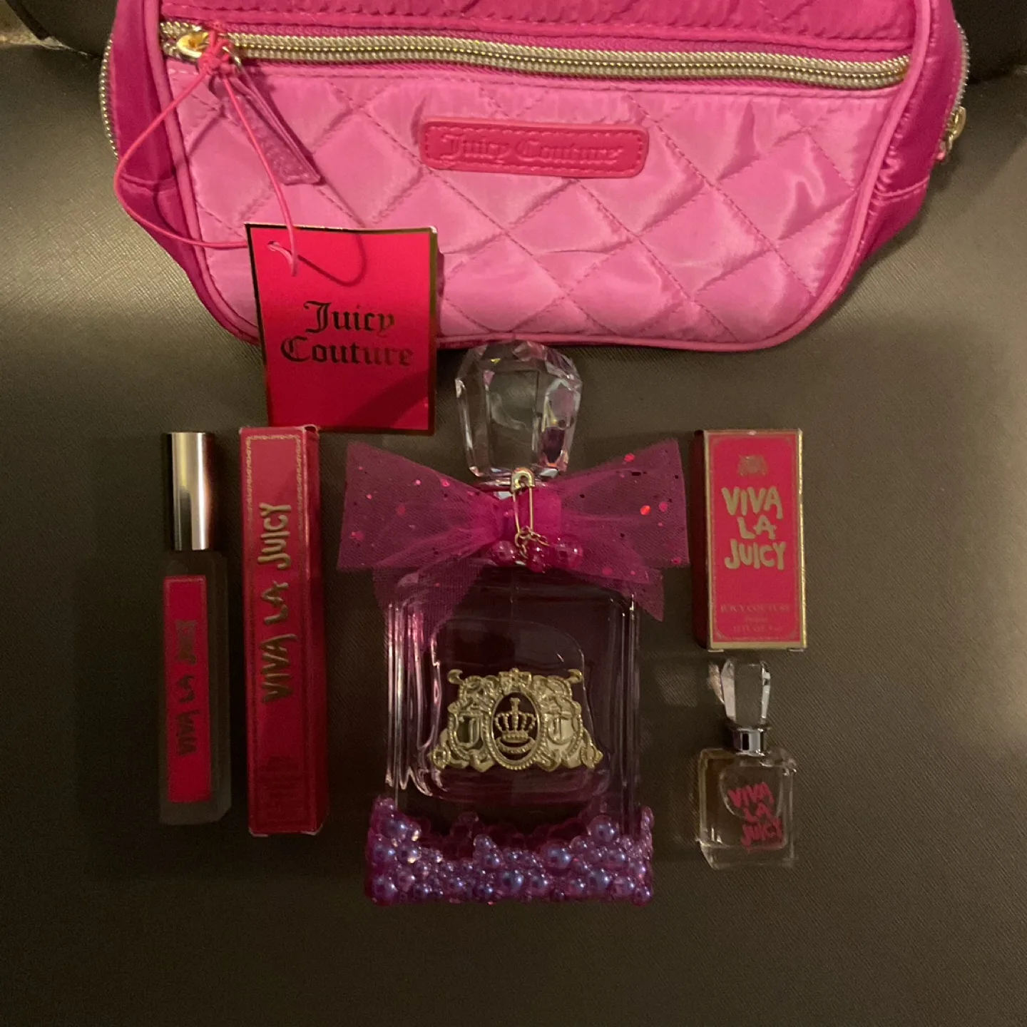 Juicy Couture Viva La Juicy Perfume Gift Set with Cosmetic Bag thumbnail