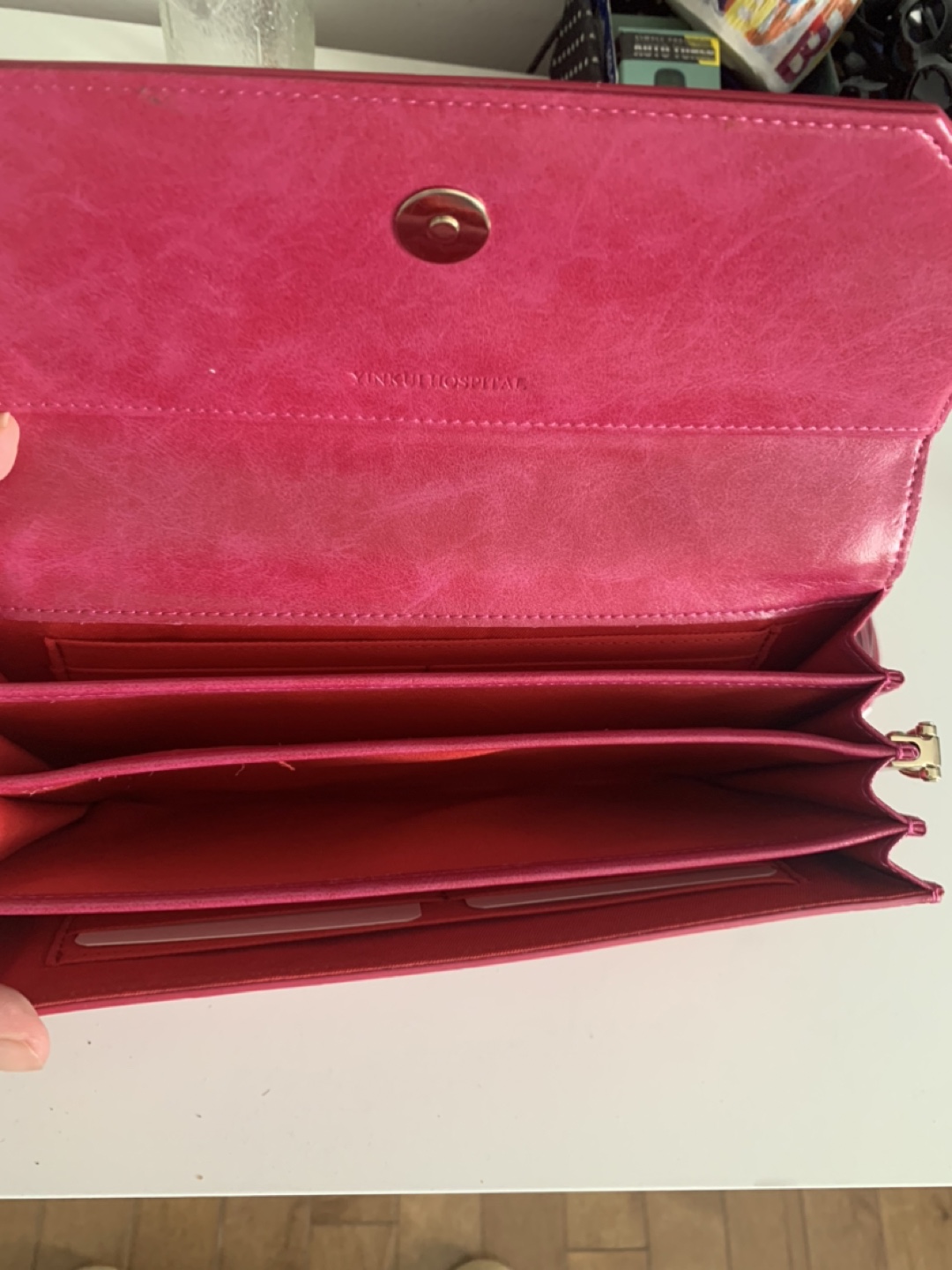 New! Pink Crocodile-embossed Clutch - photo 4