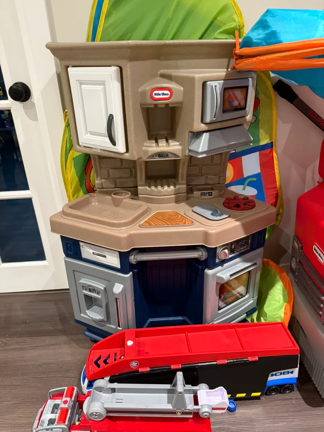 Little Tikes Kitchen Playset thumbnail