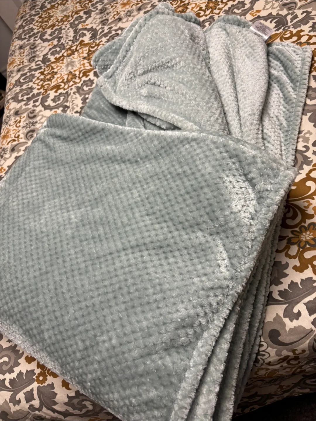 Prologue Plush Throw Blanket - Soft Grey thumbnail